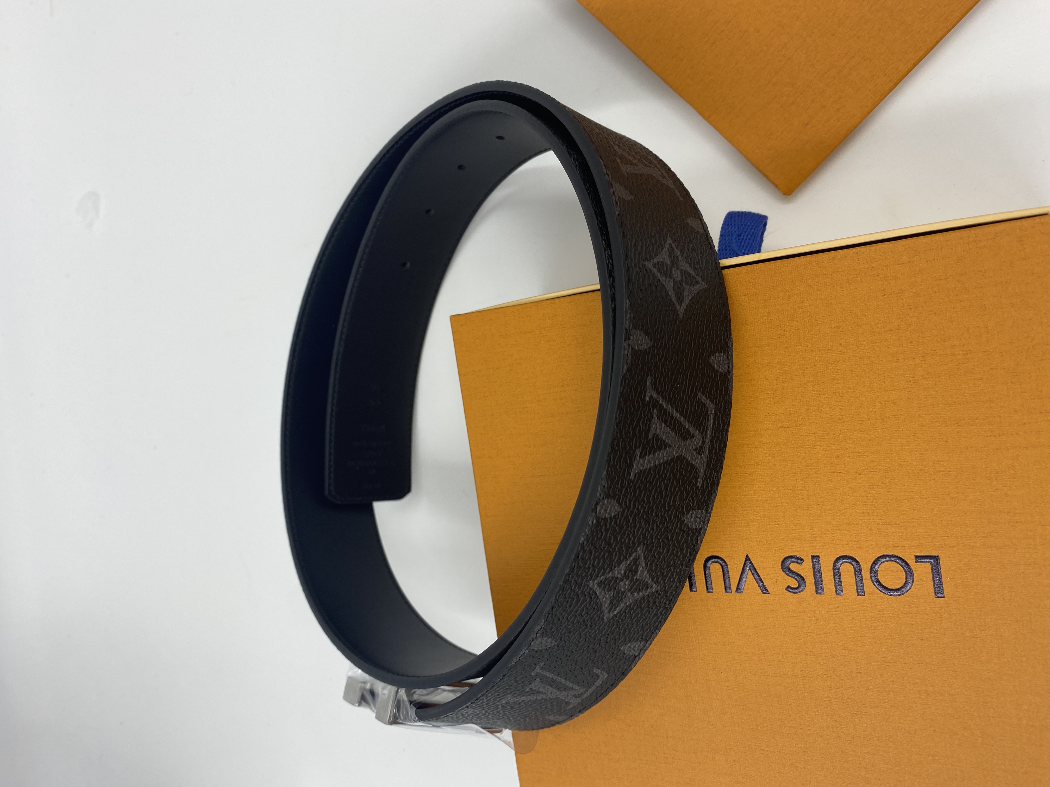 Louis Vuitton Belt 000150