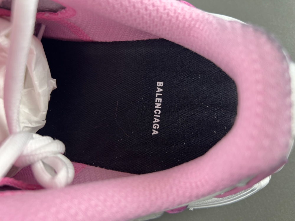 Balenciaga Runner Sneaker 825418 WDWTS 5191