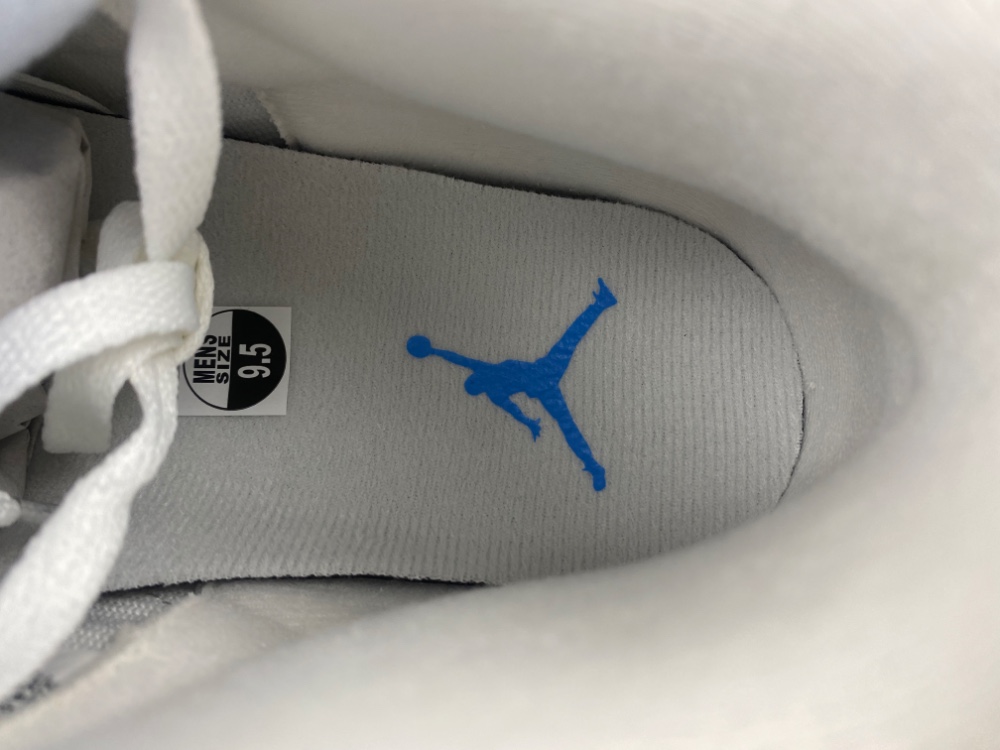 Air Jordan 3 “Lucky Shorts” UNC  CT8532-101