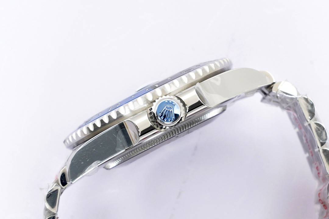 Rolex Best Oyster Constant Motion Greenwich Type 40 series