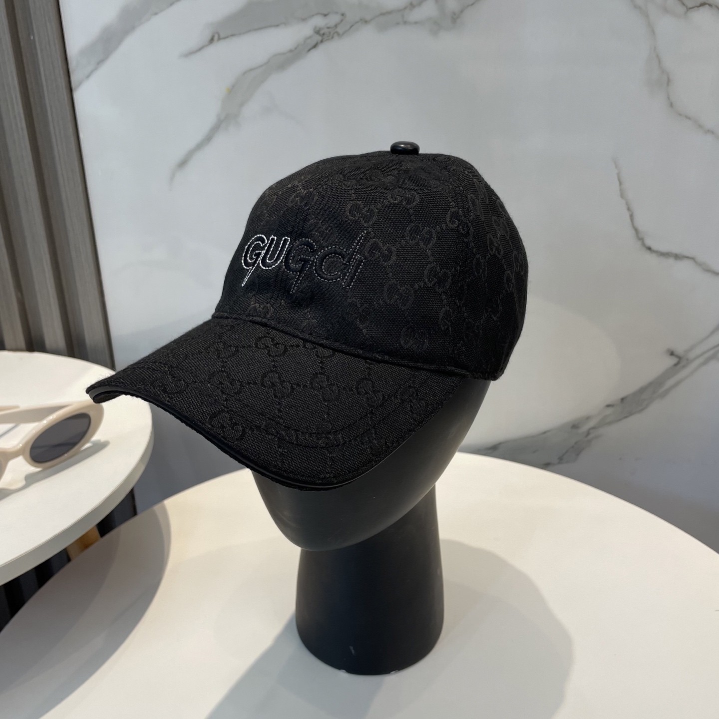 [#4931] G*u*i baseball cap peaked c ap hat