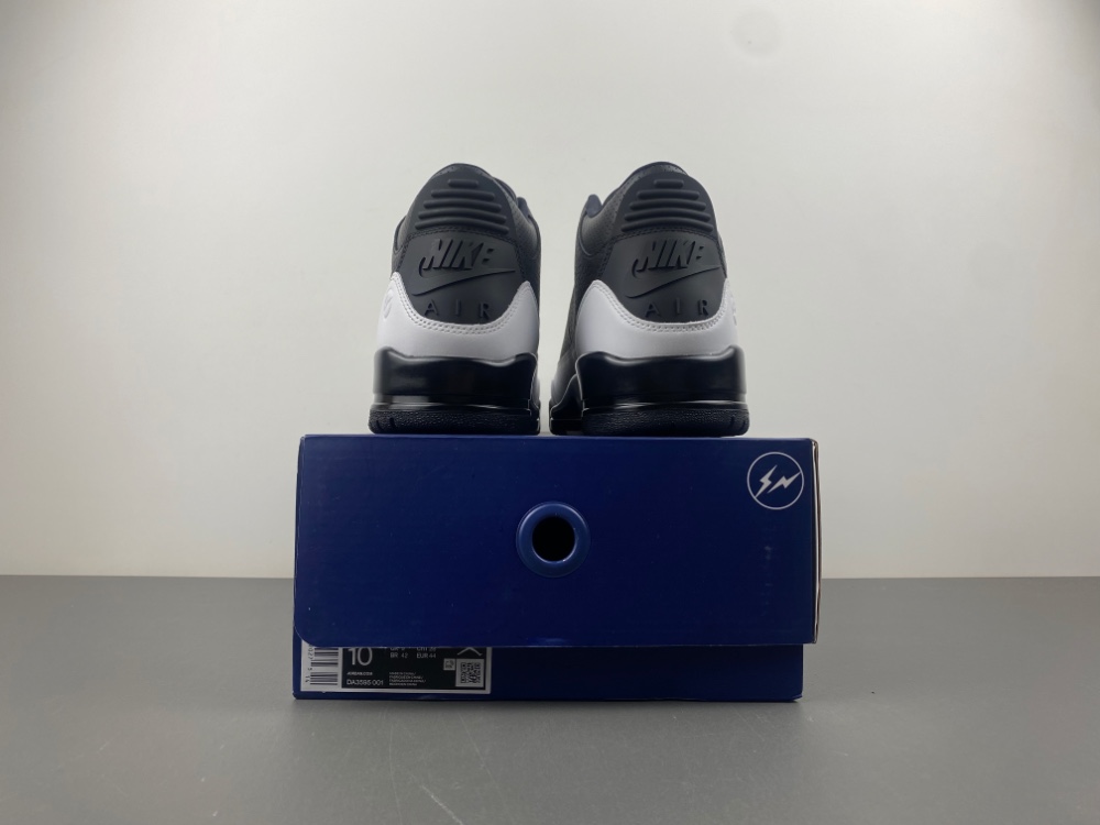 Fragment Design x Air Jordan 3 DA3595-001