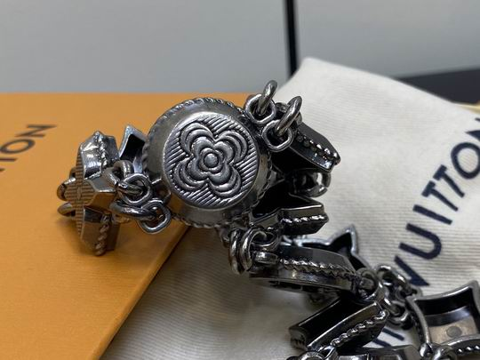 LV Bracelet 02lyh1029 2775834