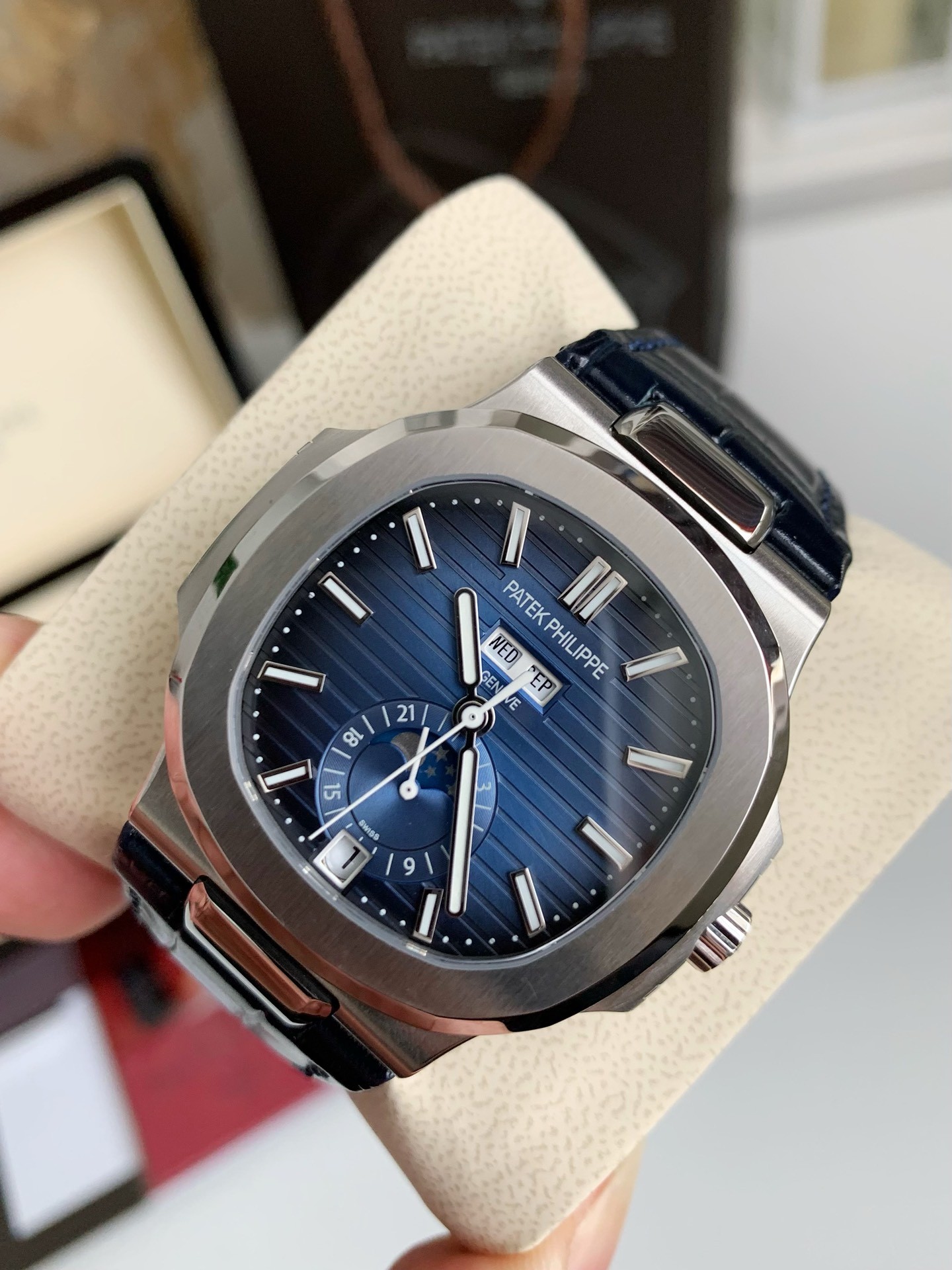 PATEK PHILIPPE 5726 series watch