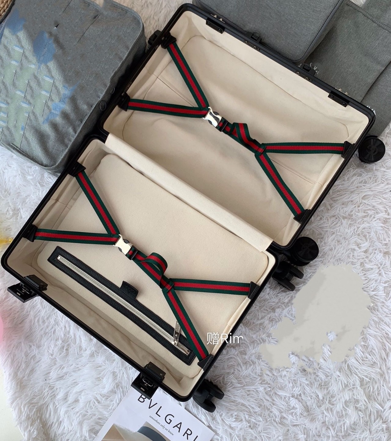 G*u*i luggage/trolley case vintage size 20 inch