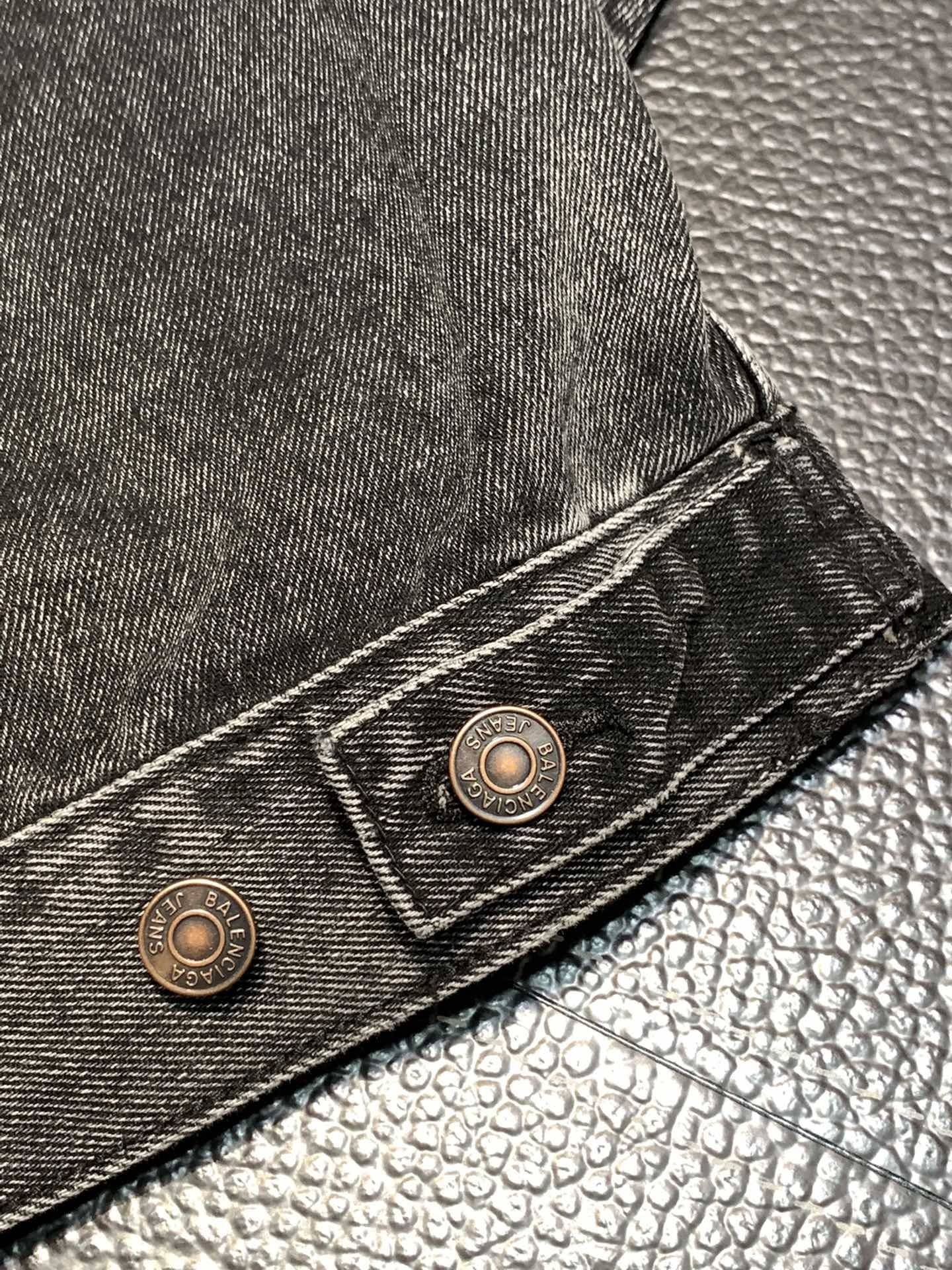 Balenciaga hooded stand collar jacket