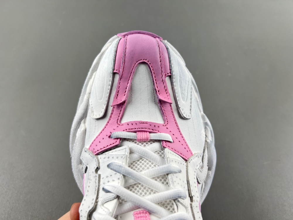 Balenciaga Runner Sneaker 825418 WDWTS 5191