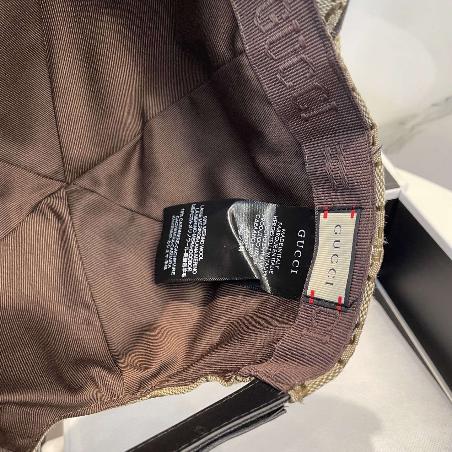 [#4927] G*u*i baseball cap peaked c ap hat