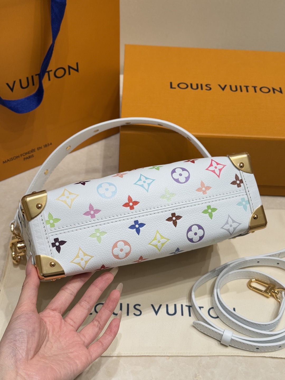 L*V x Takashi Murakami SIDE TRUNK