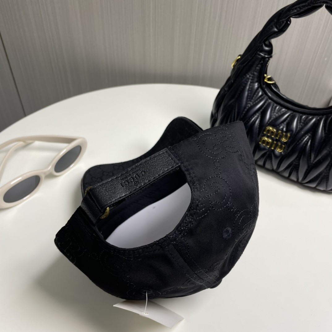 [#50o7] G*u*i baseball cap peaked c ap hat