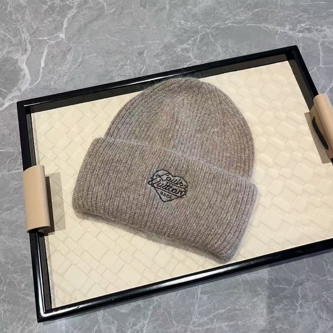 [#4093] Louis Vuitton autumn and wi nter new knitted hat