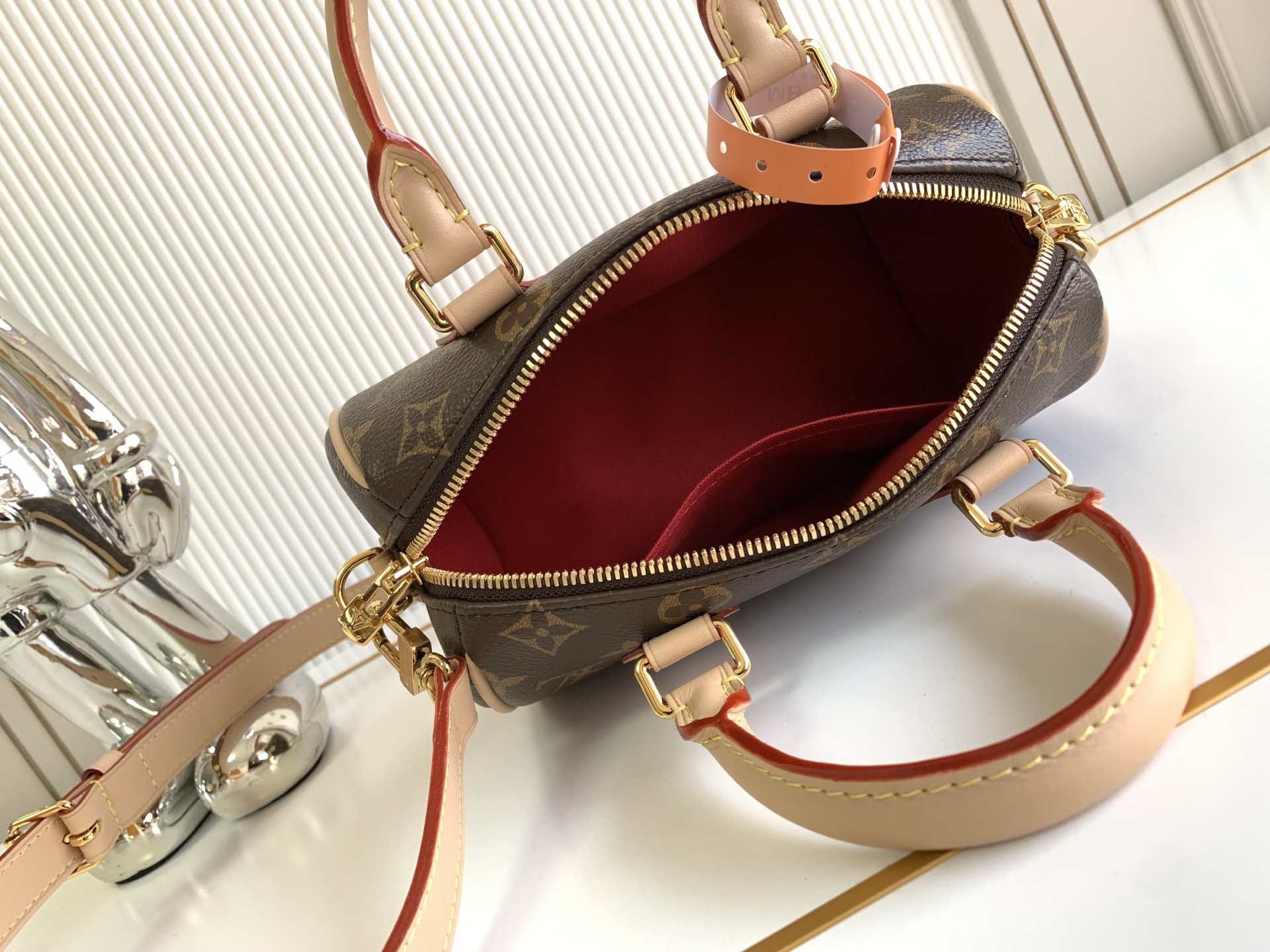 L*V Speedy Bandoulière 20  Boston Bag M46234 SIZE：20*13*12cm