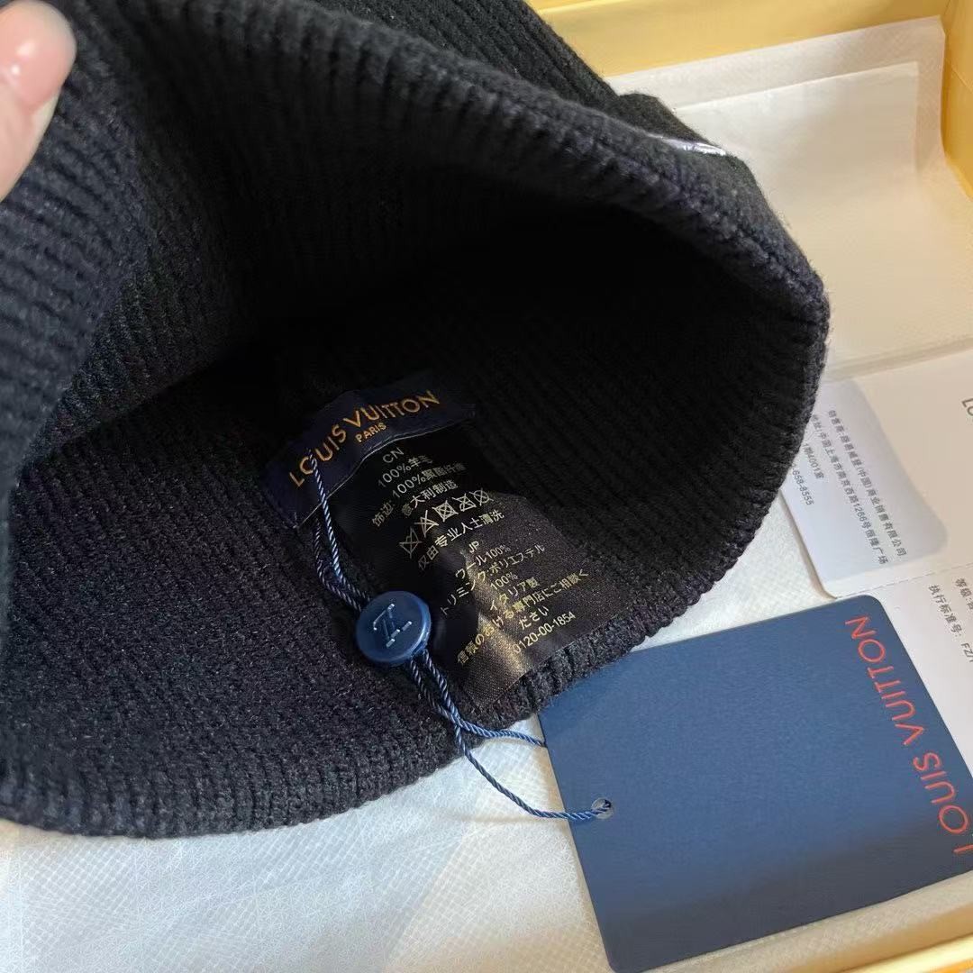 [#4092] Louis Vuitton autumn and wi nter new knitted hat