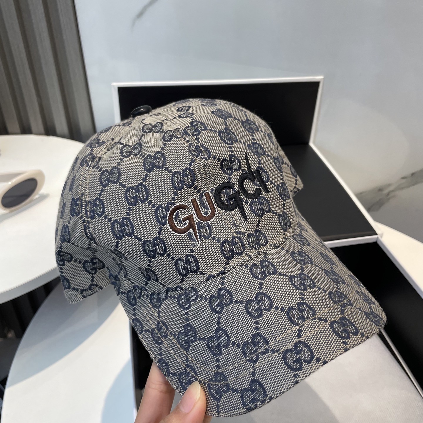 [#4932] G*u*i baseball cap peaked c ap hat