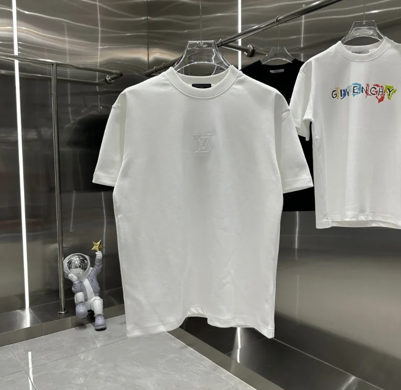 Trendy 3D Embroidered Letter And Pattern T-Shirt