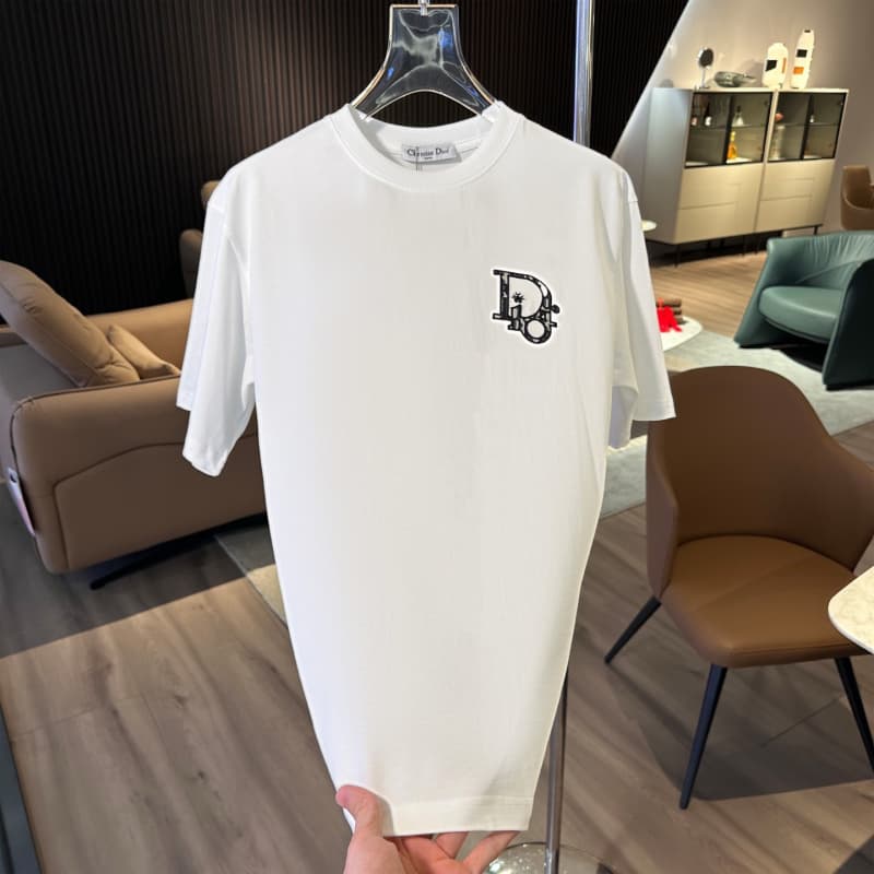 2025 New Jacquard & Embroidered Bee T-Shirt