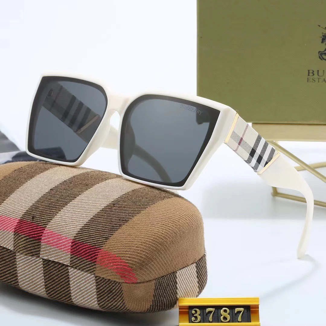 Classic Checkered Square Sunglasses