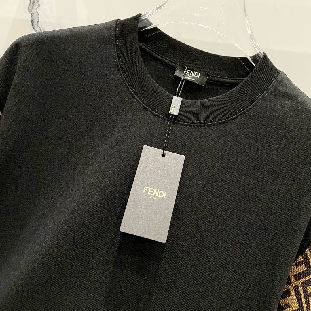 Full sleeve print T Shirt