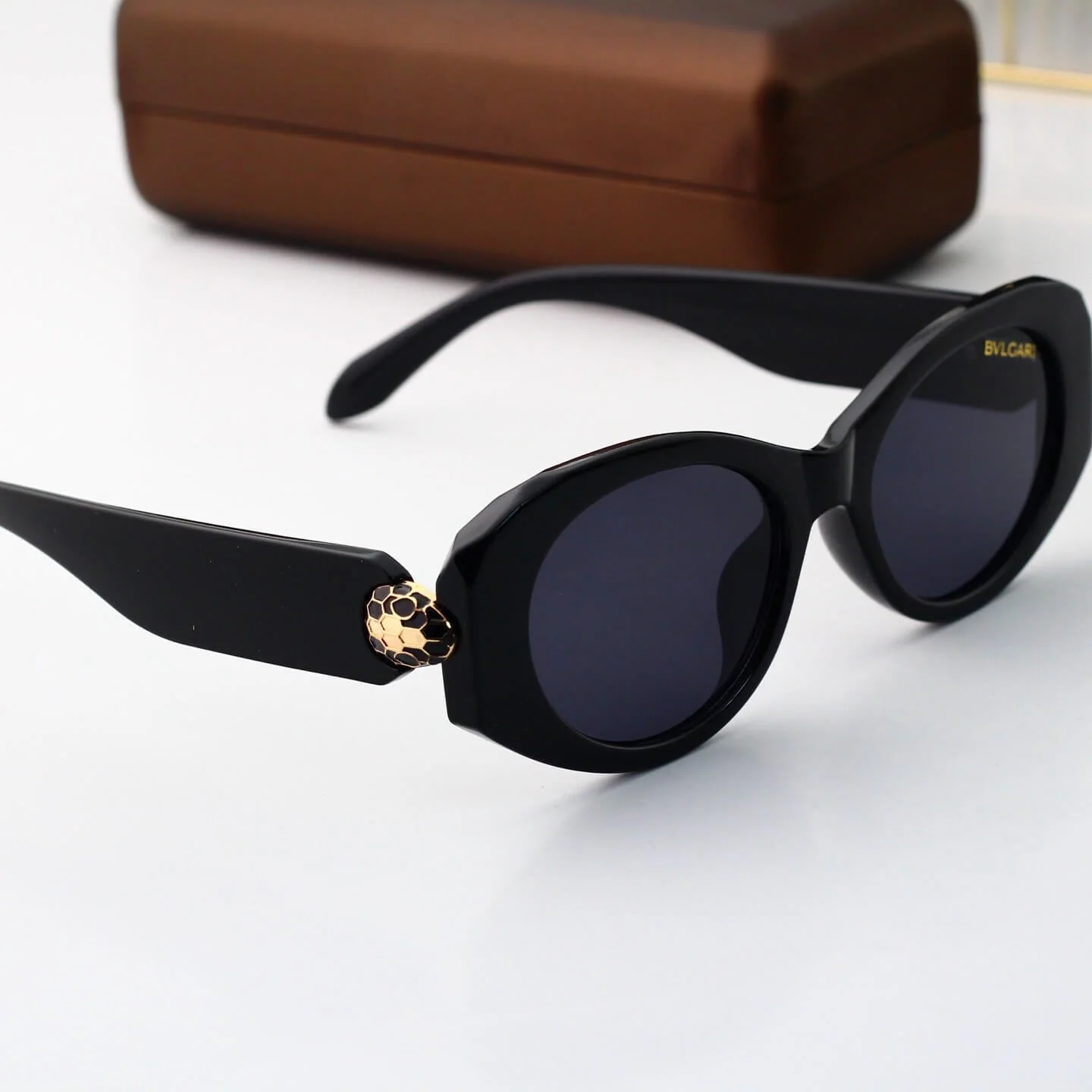 Chic Retro Snake Element Cat Eye Sunglasses