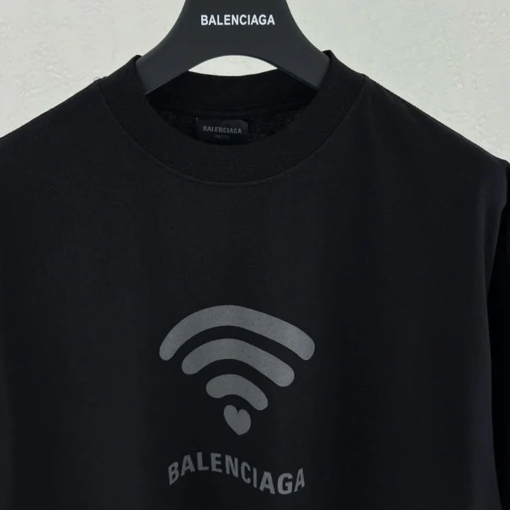 "WiFi Signal"T-shirt