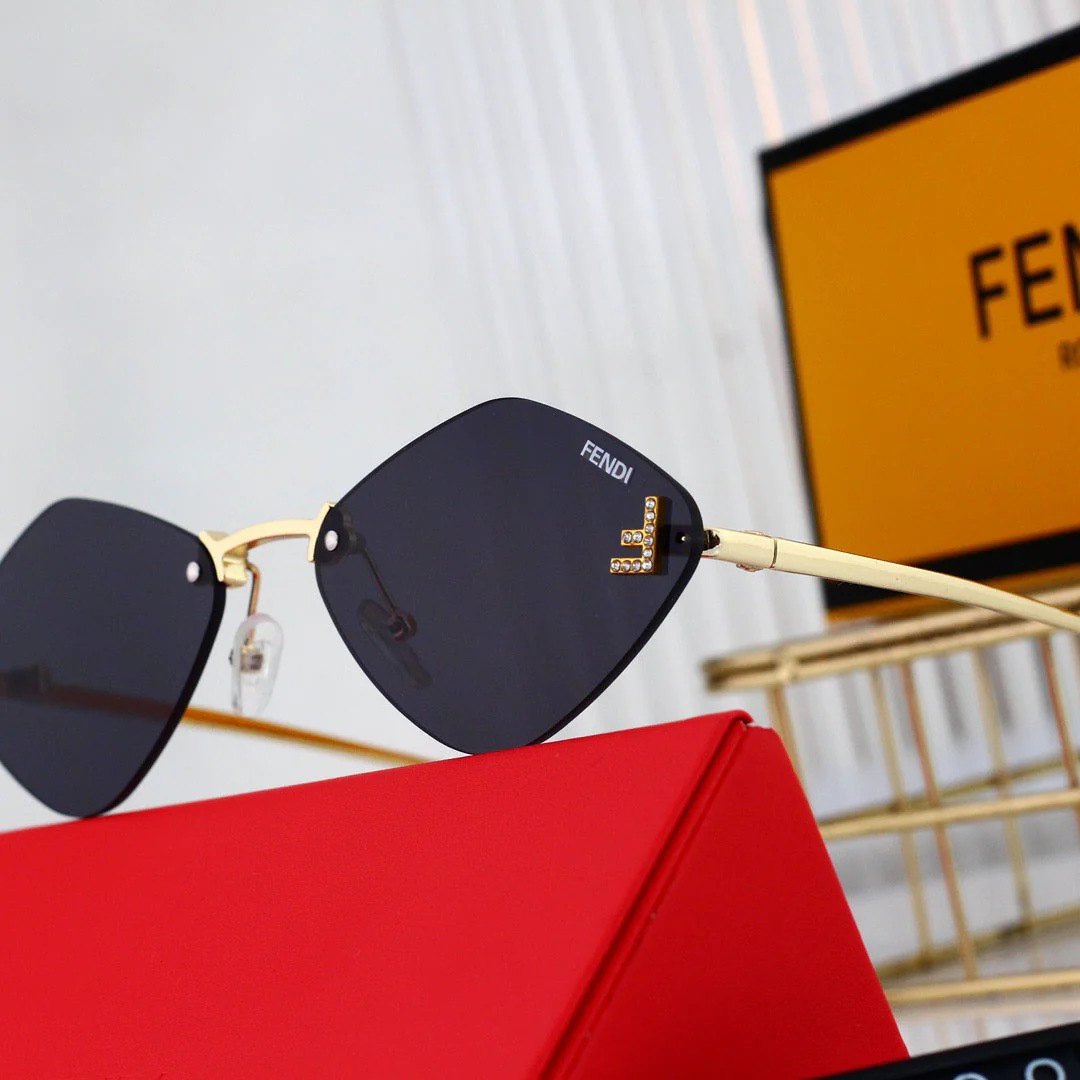 frameless Di*m*nd-shaped sunglasses