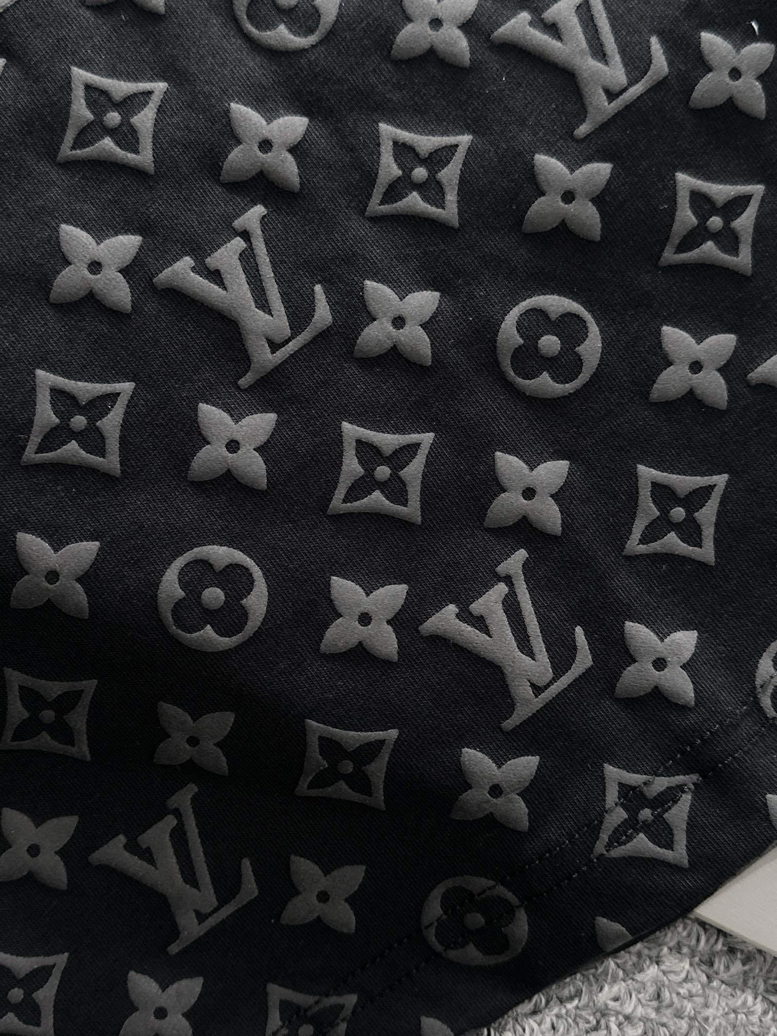 New Chest Pocket  T Shirt