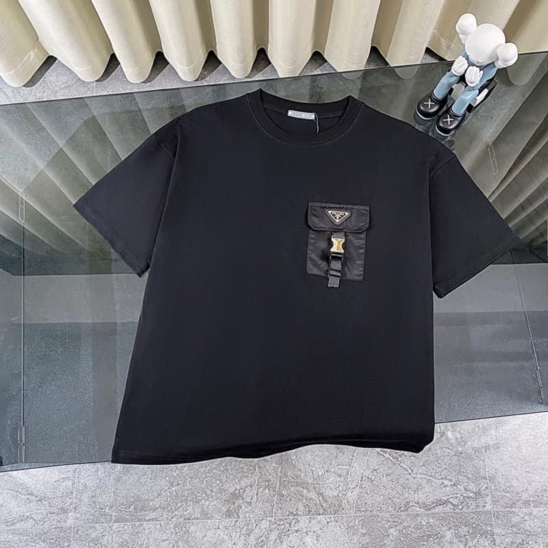 Utility Pocket T-shirt