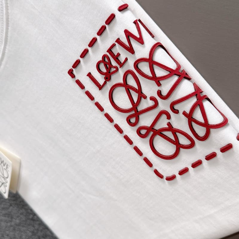 3D Minimalist Design T-Shirt