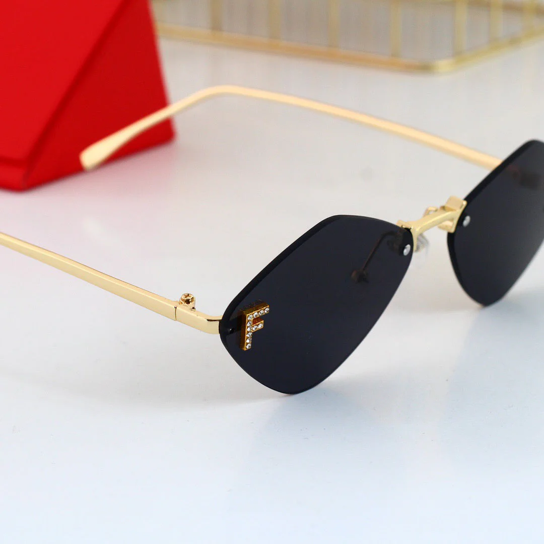 frameless Di*m*nd-shaped sunglasses