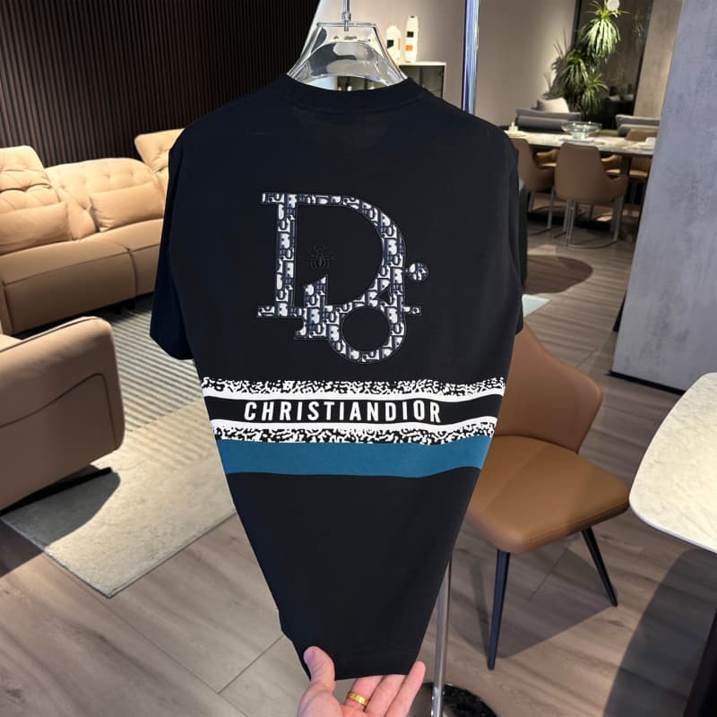 2025 New Jacquard & Embroidered Bee T-Shirt