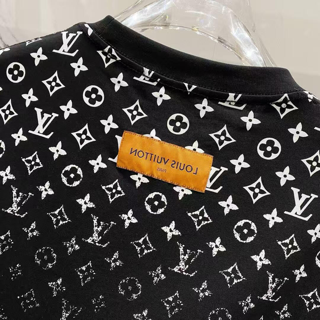 New Gradient Print T Shirt