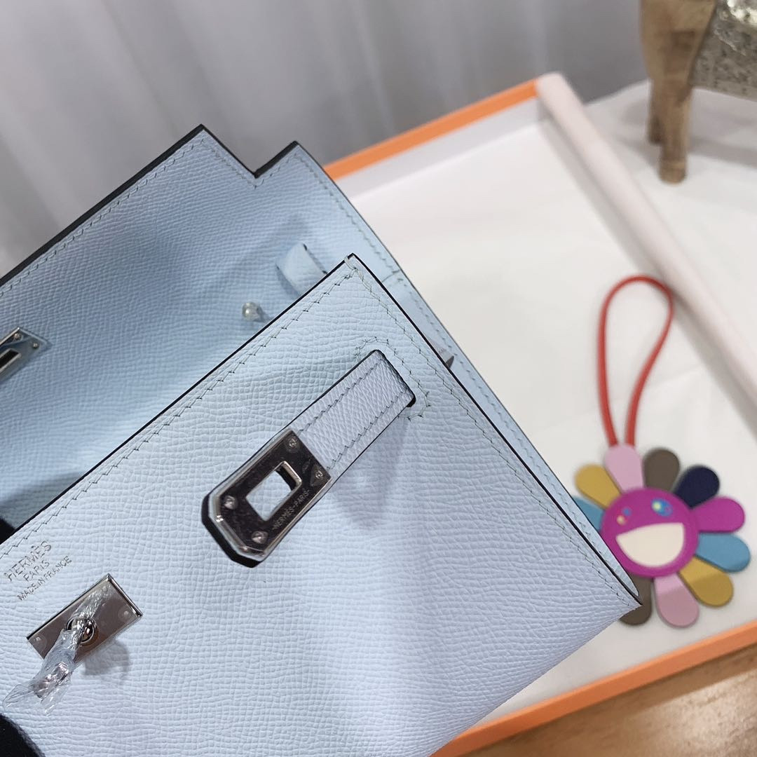 Kelly Classique To Go