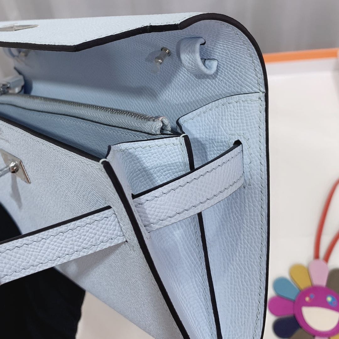 Kelly Classique To Go