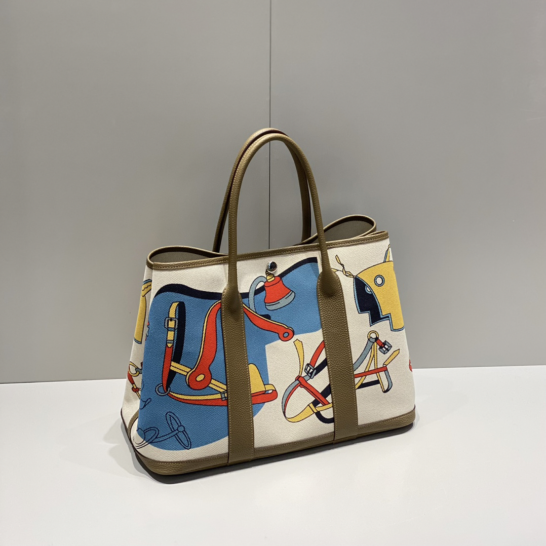 Hermes painted graffiti French fjord imported original cowhide wax thread sewing master craft painted canvas 36*30cm