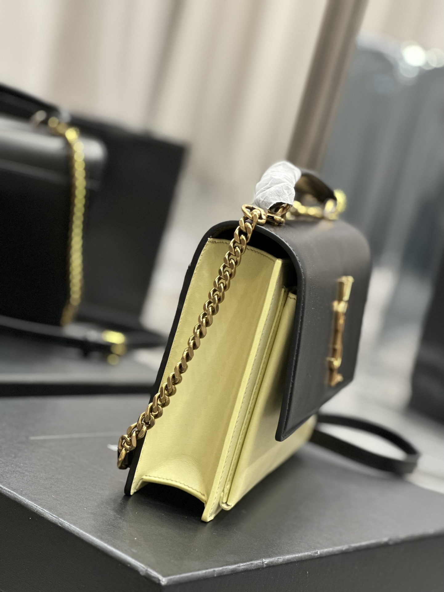 Ysl Sunset Medium Top Handle In Smooth Leather