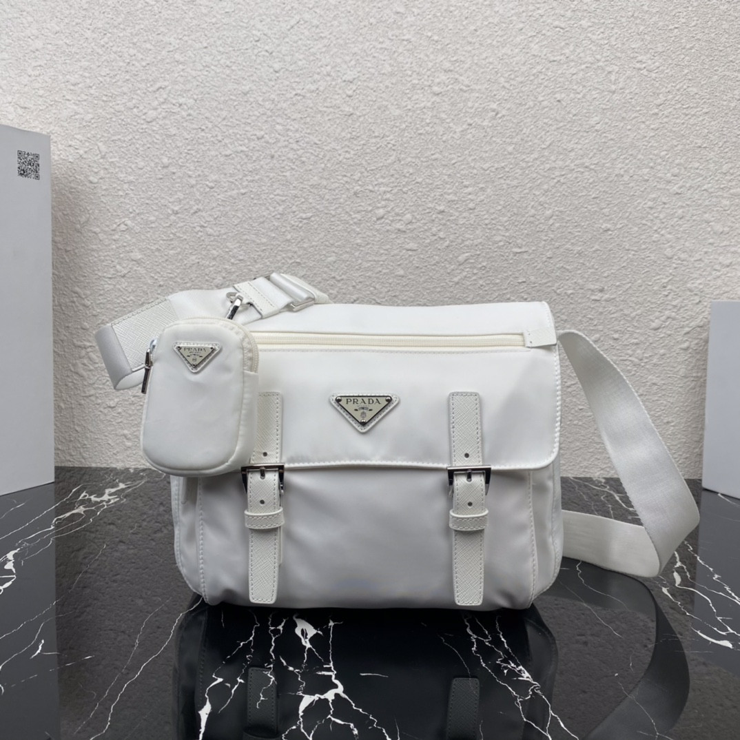 Prada Mailbag