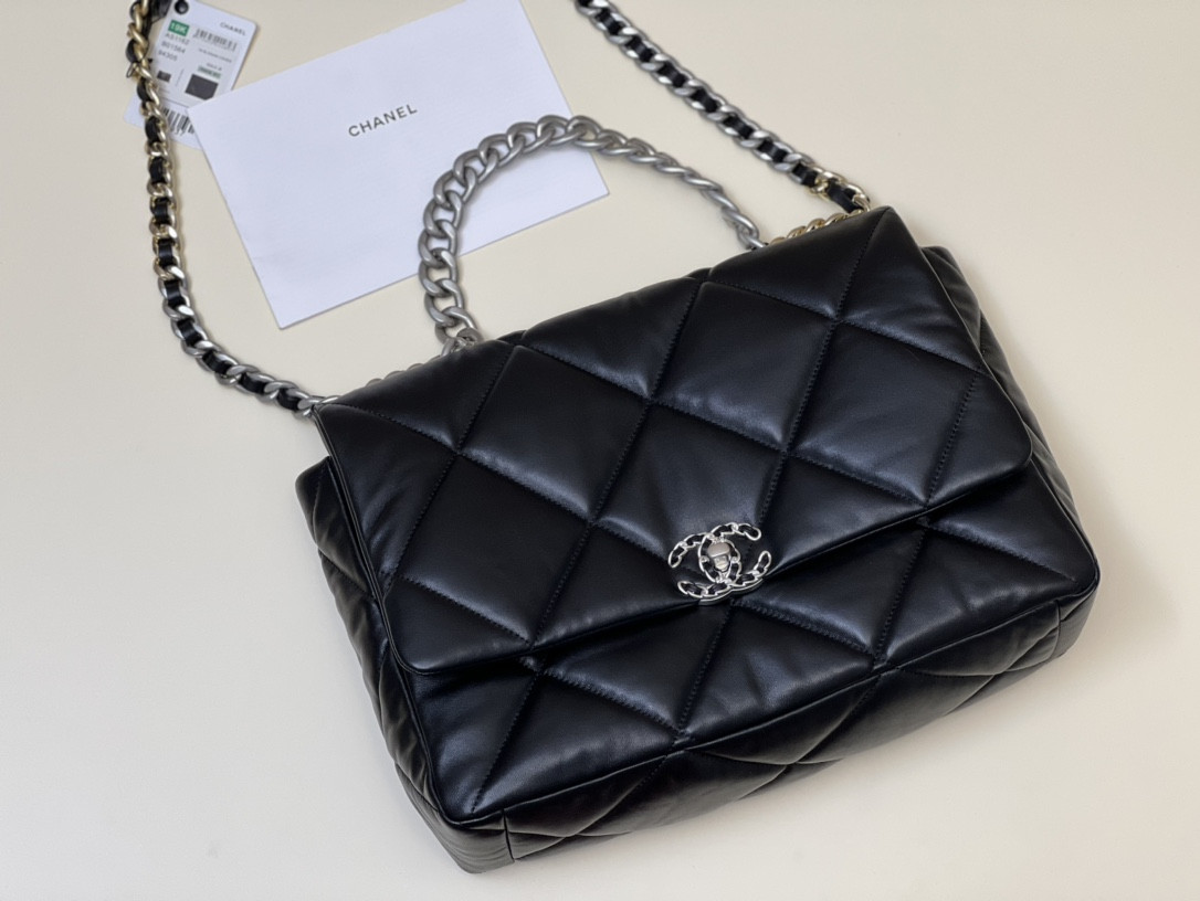 Chanle 19 Large Handbag