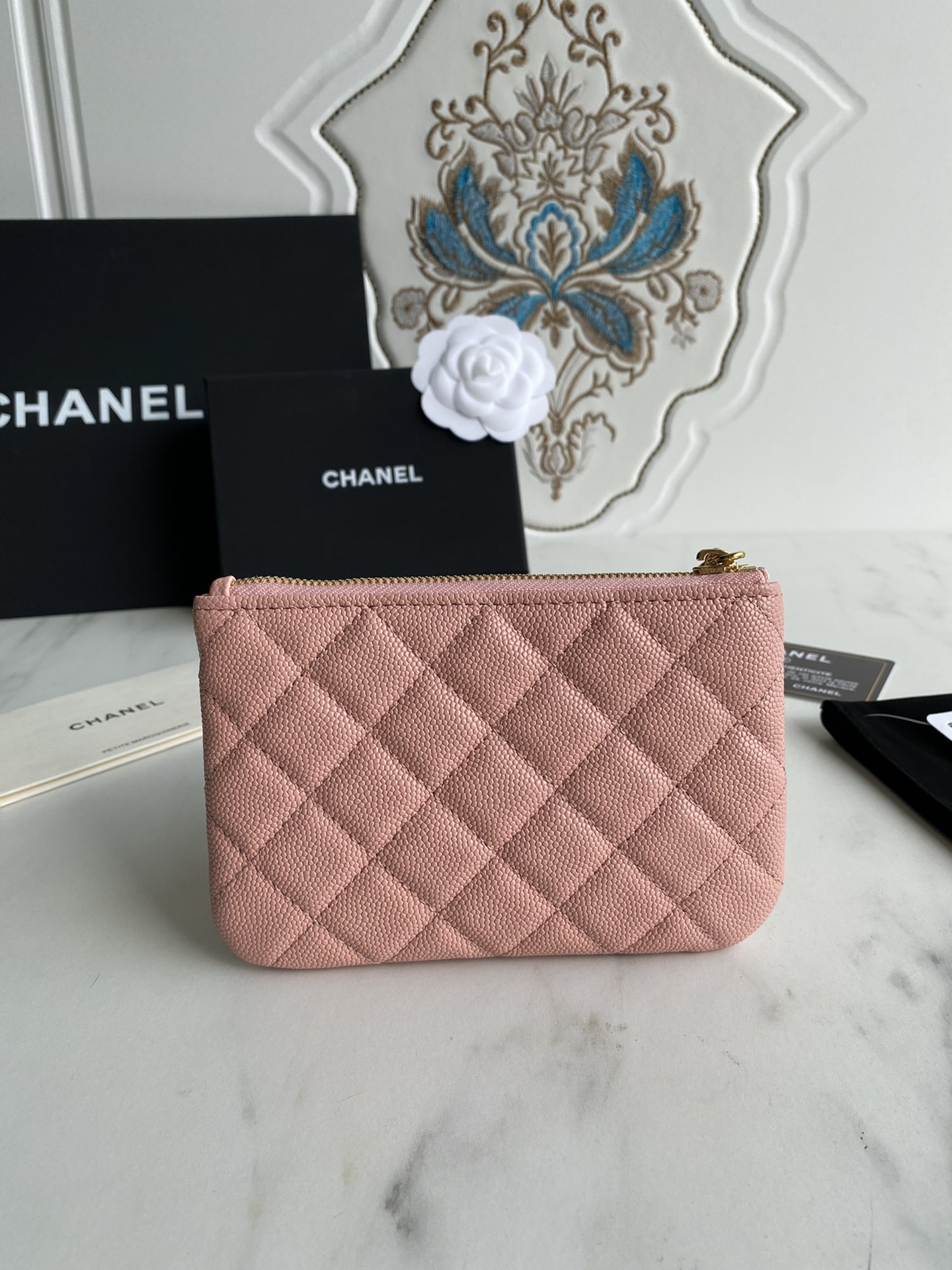 Chanle Zipped Wallet