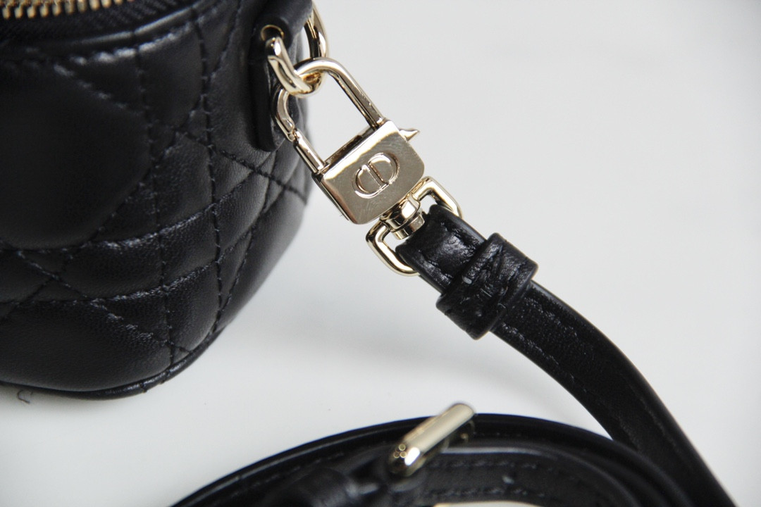 Dior Mini Travel Vanity