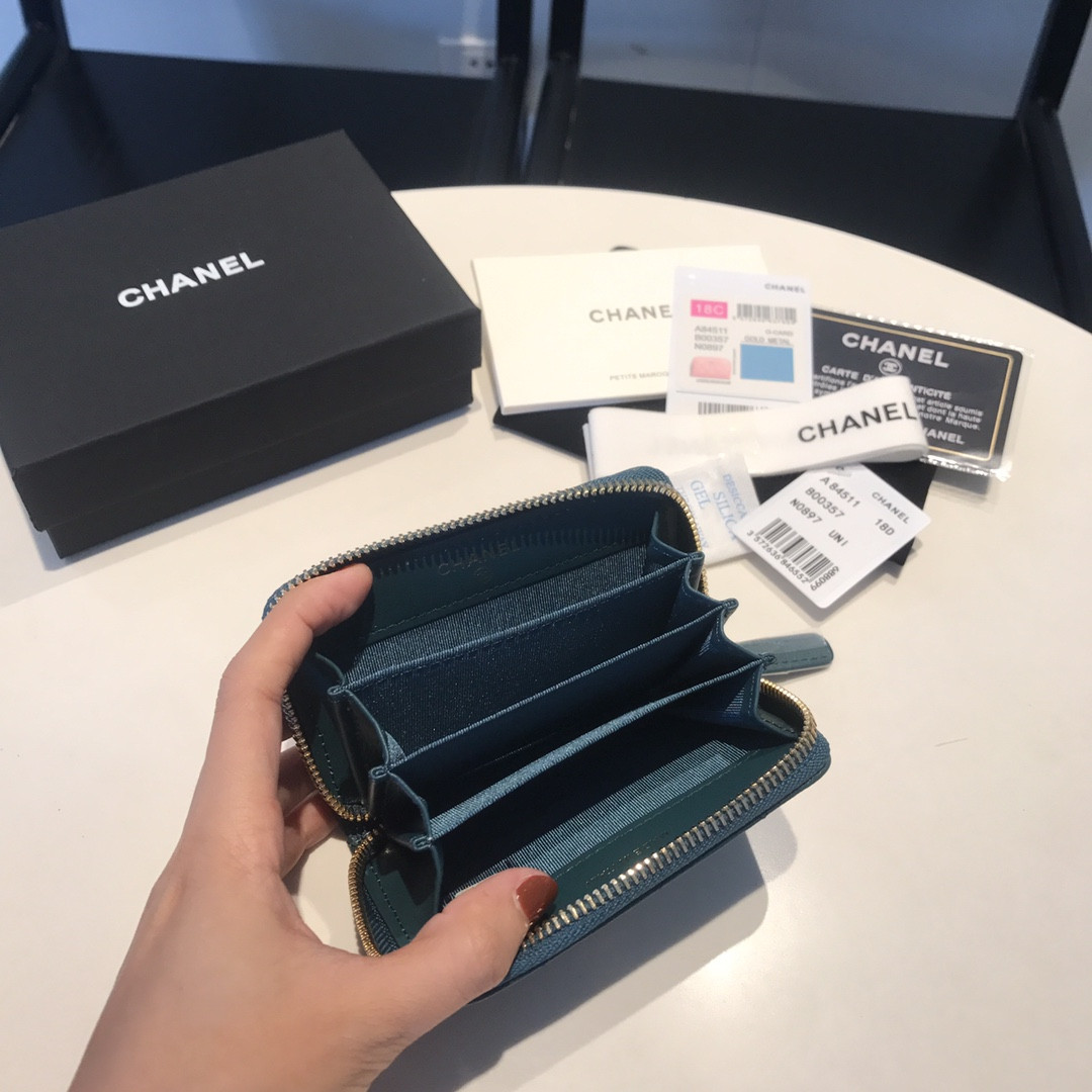 Chanle Zipped Wallet