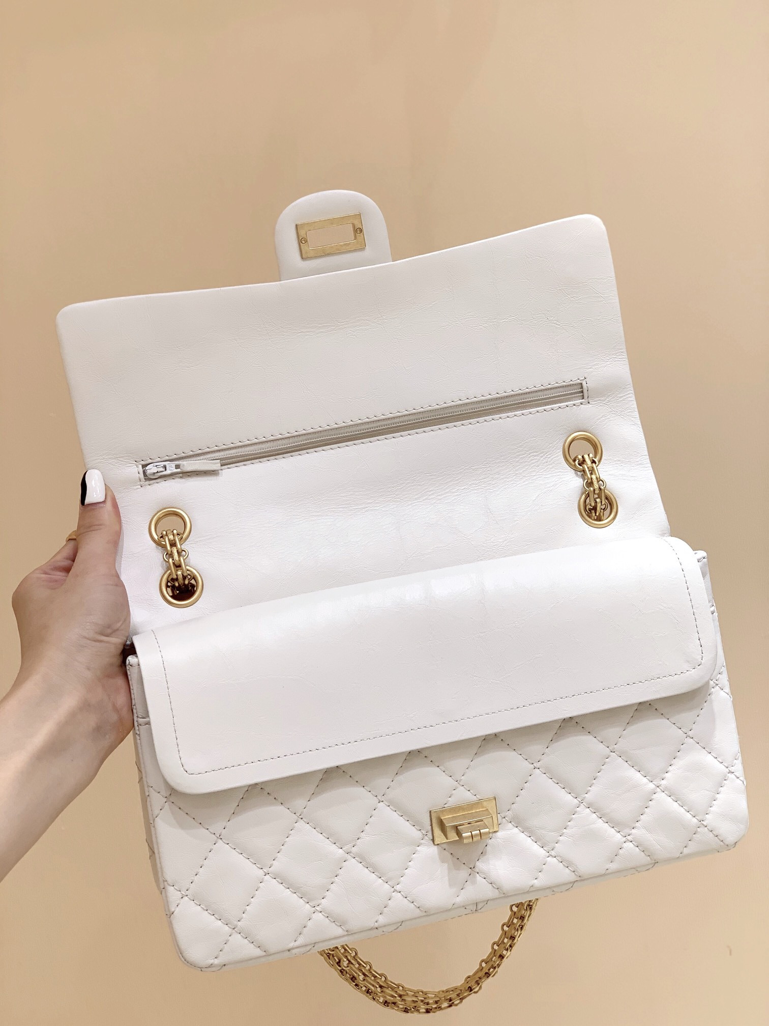 Chanle Reissue 2.55 Handbag