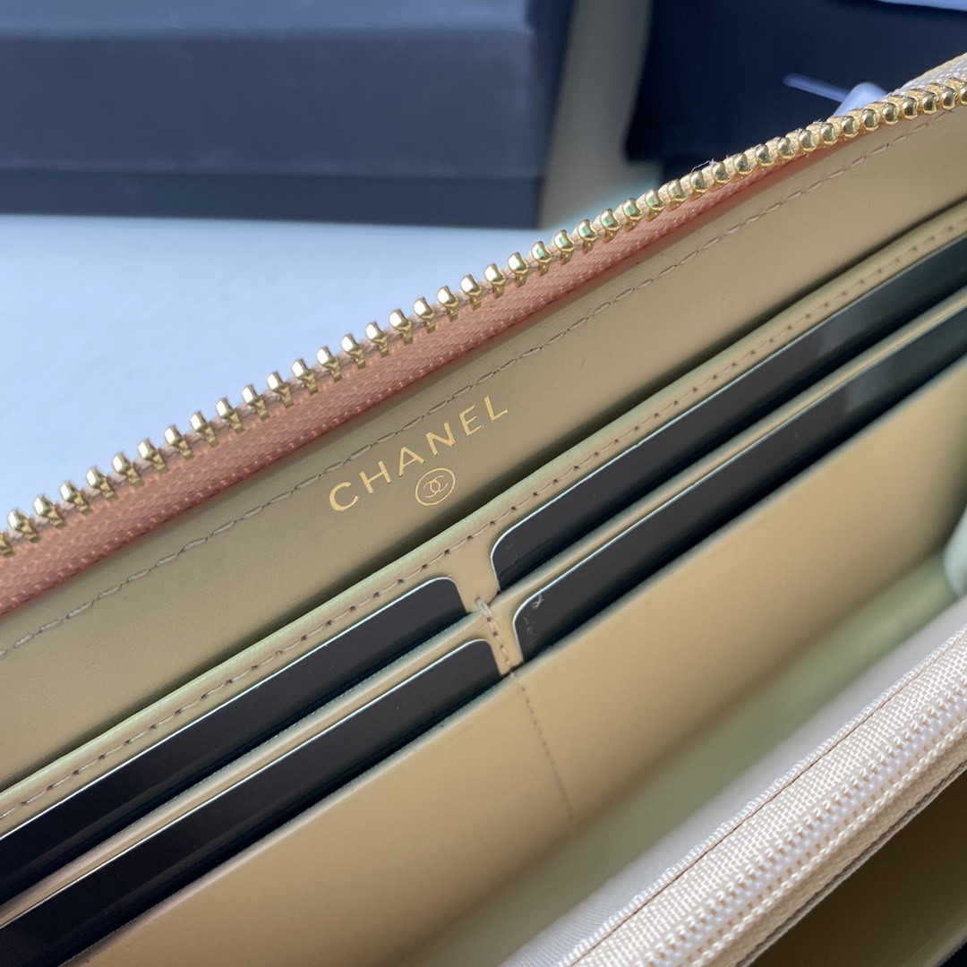 Chanle Zipped Wallet