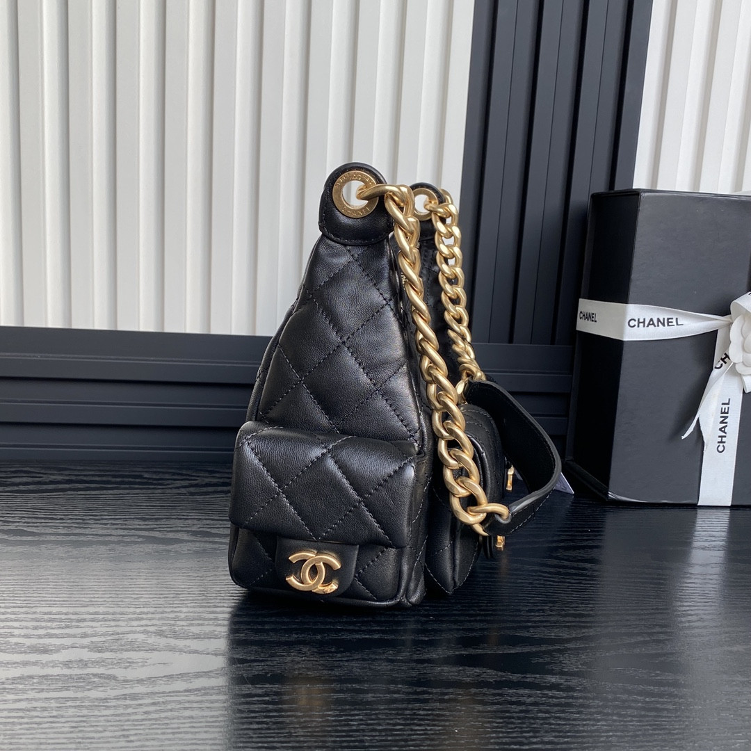 Chanel 25c Hobo Bag