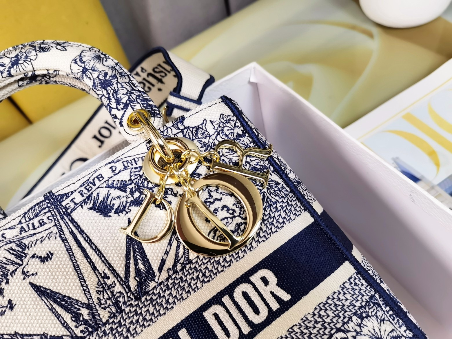 Medium Lady D-lite Bag