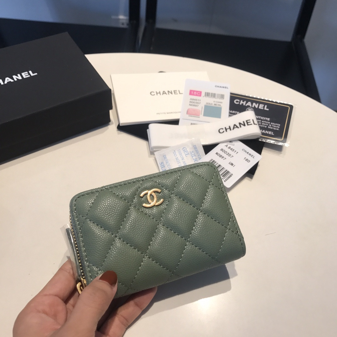Chanle Zipped Wallet