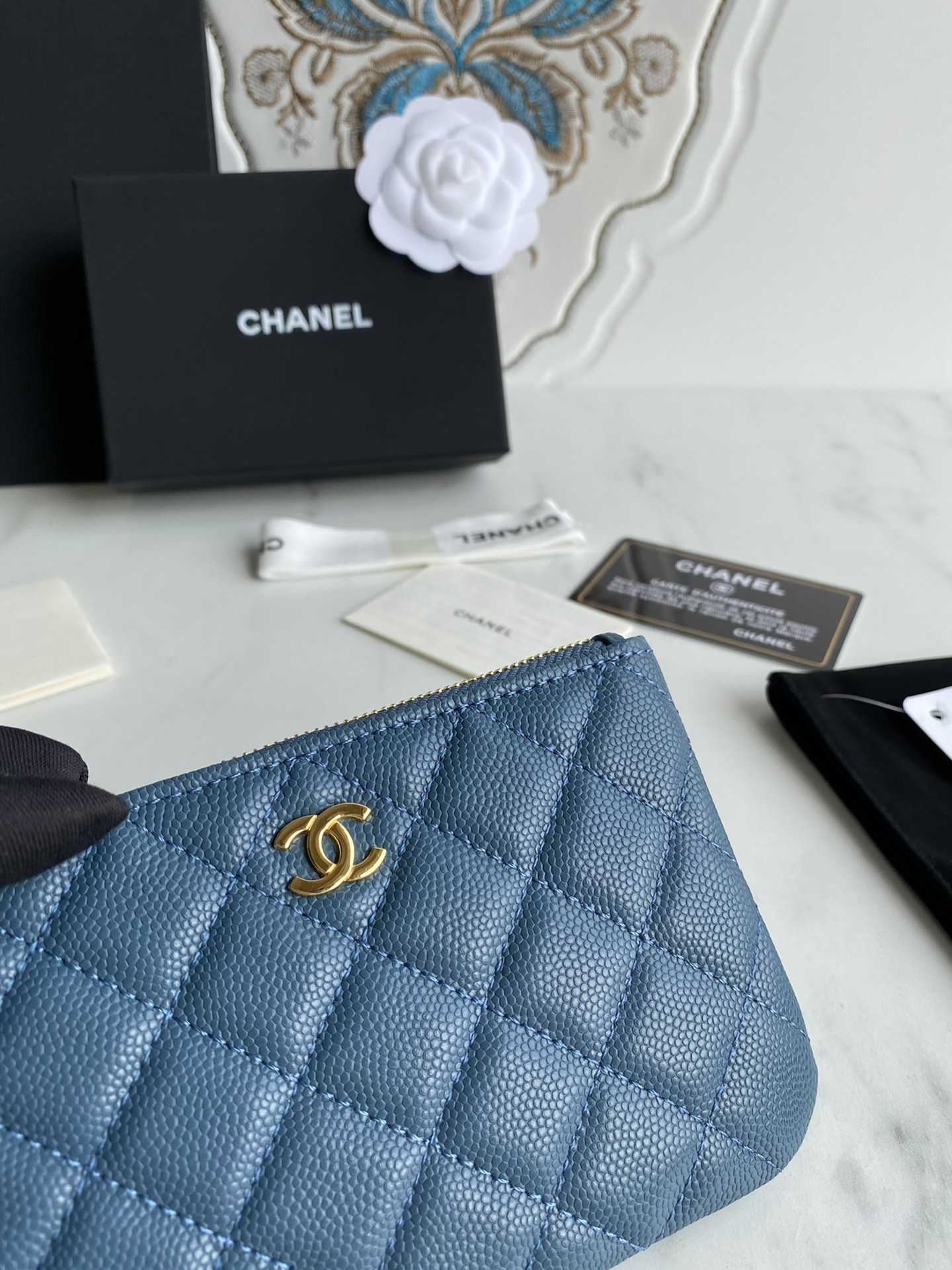 Chanle Zipped Wallet