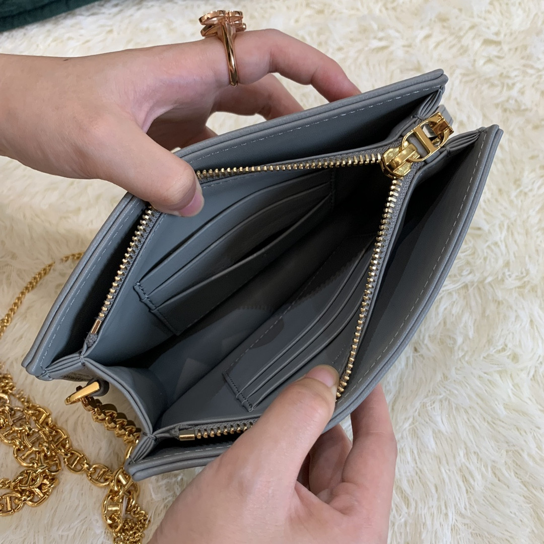 Dior Caro Zipped Pouch With Chain