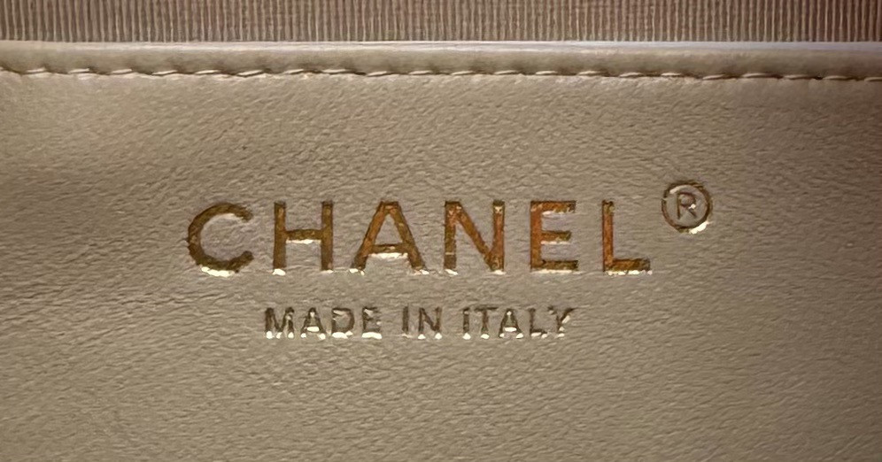 Chanel 2025ss Hobo Bag 33×30×15cm