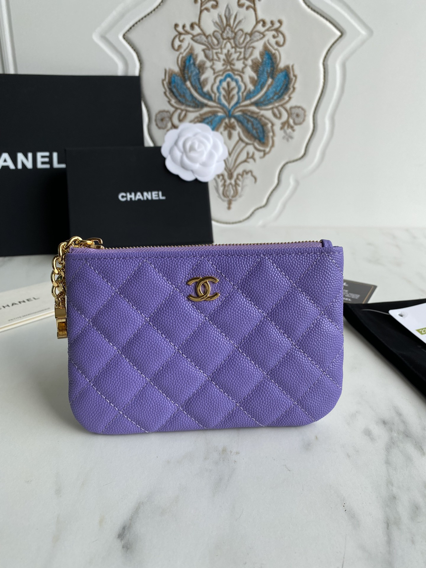 Chanle Zipped Wallet
