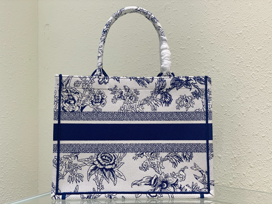 Medium Dior Book Tote